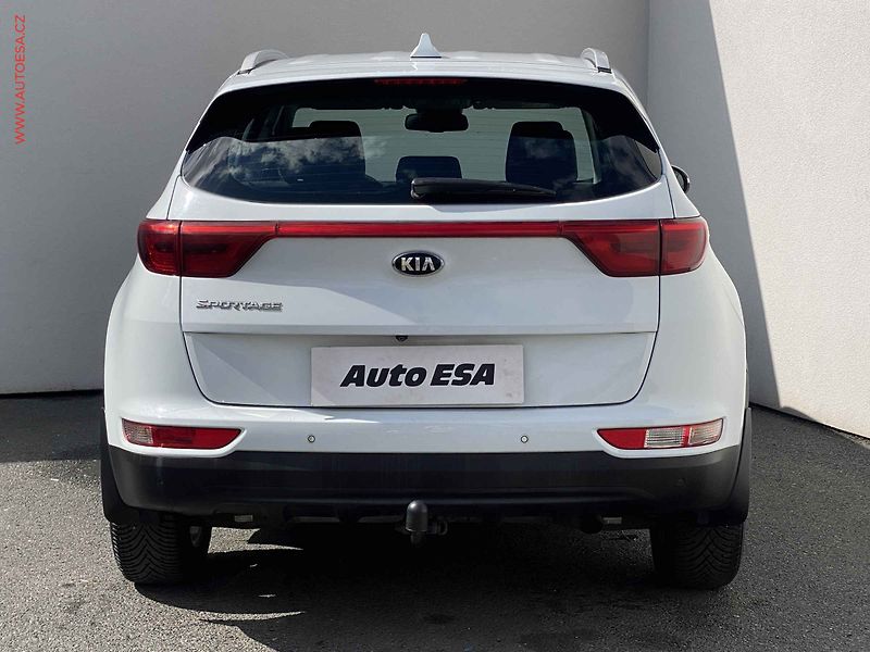 Kia Sportage (2016) 1.6 GDi, 1.maj,ČR, Active - fotka 5 z 20