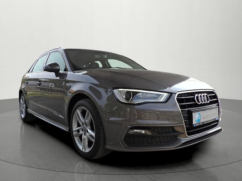 Audi A3 1.4TSI 110kW DSG Sline Xenon - fotka 7 z 26