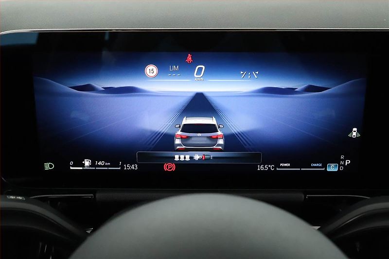 Mercedes-Benz GLA (2025) 220 4MATIC, AMG Line - fotka 17 z 30