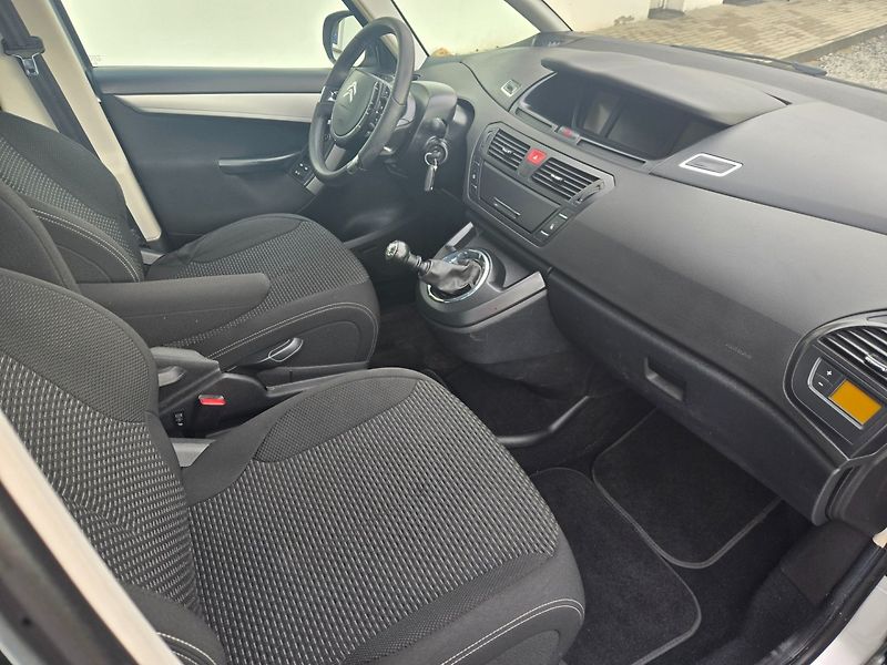 Citroën Grand C4 Picasso (2013) 1.6 HDI 7 míst, rozvody - fotka 20 z 31