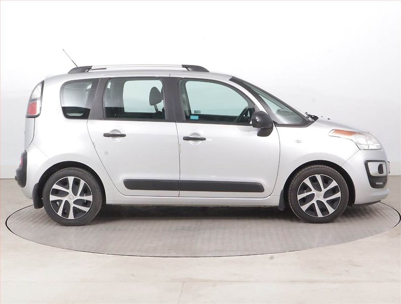 Citroën C3 Picasso (2017) 1.4 i, Serv.kniha, Tempomat - fotka 6 z 15