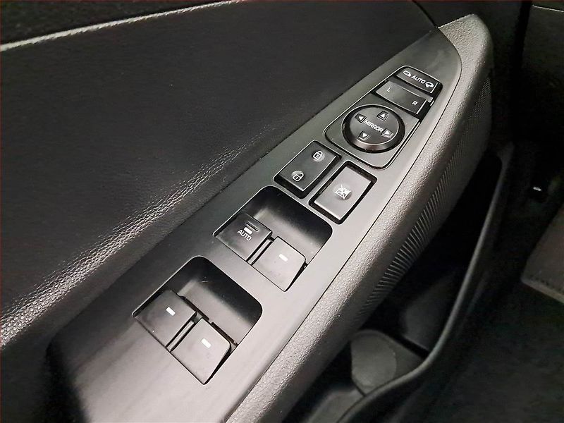 Hyundai Tucson (2018) 1.7 CRDi, Serv.kniha, Navi - fotka 17 z 18