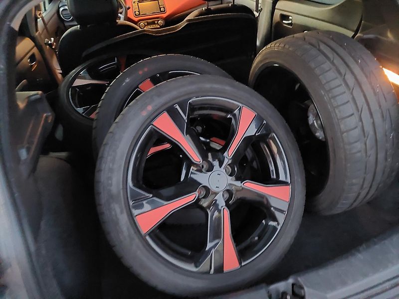 Nissan Micra (2018) Bose TCe 90 - fotka 13 z 17