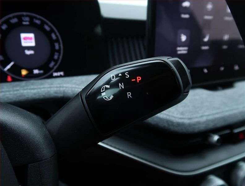 Škoda Superb (2025) 2.0 TDI, SELECTION, DPH - fotka 13 z 27