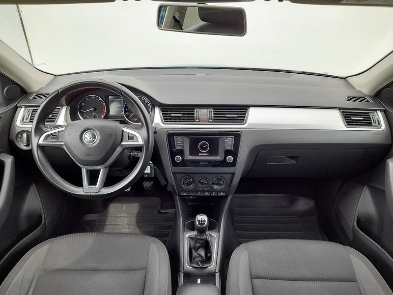 Škoda Rapid AMBITION FRESH 1.2TSi 81KW 6MP - fotka 5 z 20