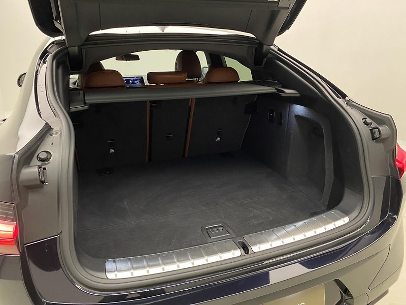 BMW X4 xDRIVE 20i M-PAKET AUT CZ - fotka 6 z 73