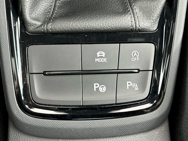 Škoda Kamiq (2025) 1.5TSI 110kW Monte Carlo - fotka 25 z 34