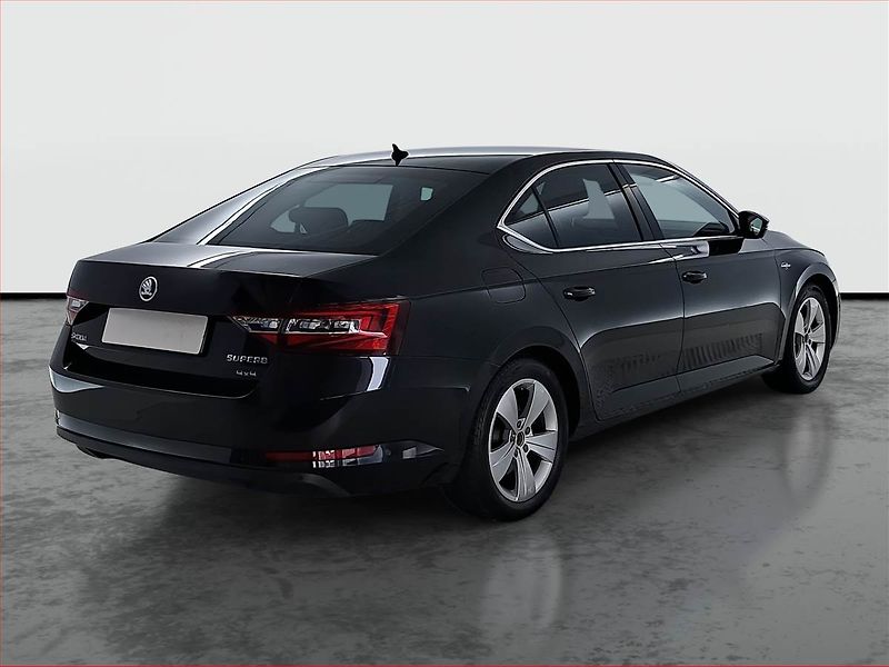 Škoda Superb (2017) Laurin&Klement 2.0 TDI 4x4 - fotka 5 z 21