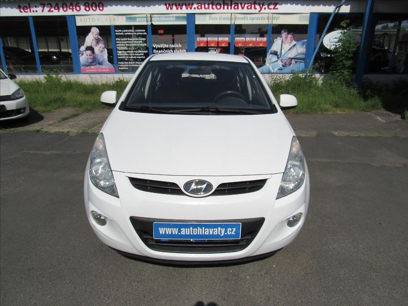 Hyundai i20 1,2 i 57kW - fotka 2 z 24