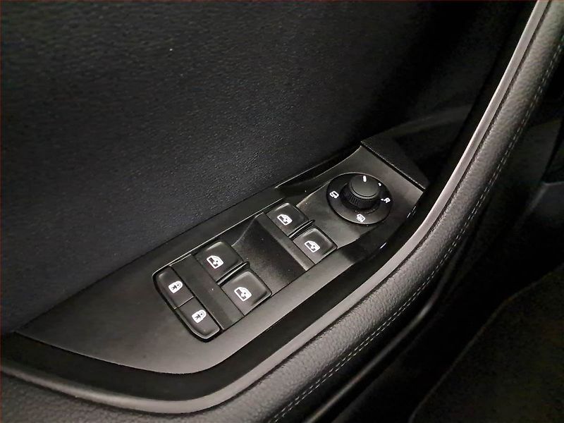 Škoda Superb (2022) 2.0 TDI - fotka 24 z 24