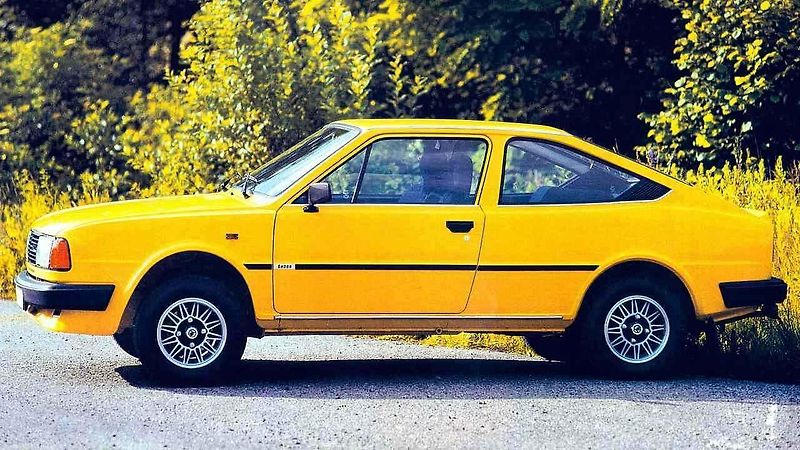 Škoda Rapid (1984) a Škoda Rapid (1935).