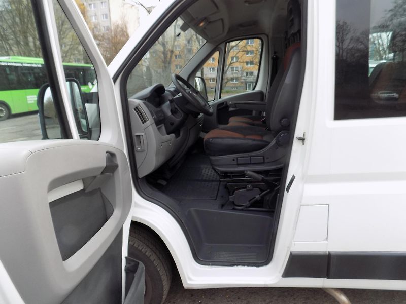 Fiat Ducato (2011) 2,3 88KW L2H1 6MÍST - fotka 15 z 47