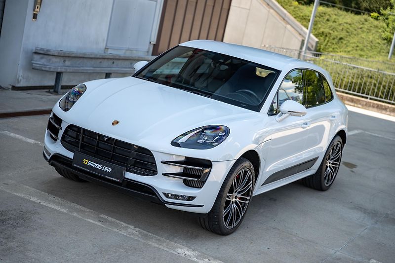 Porsche Macan (2018)  3.6 Turbo Performance & Black - fotografie inzerátu