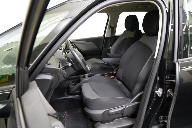 Citroën Grand C4 Picasso - fotka 5 z 6