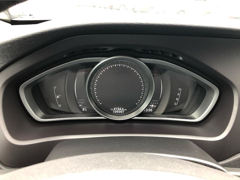 Volvo V40 D3 Cross Country - fotka 18 z 29