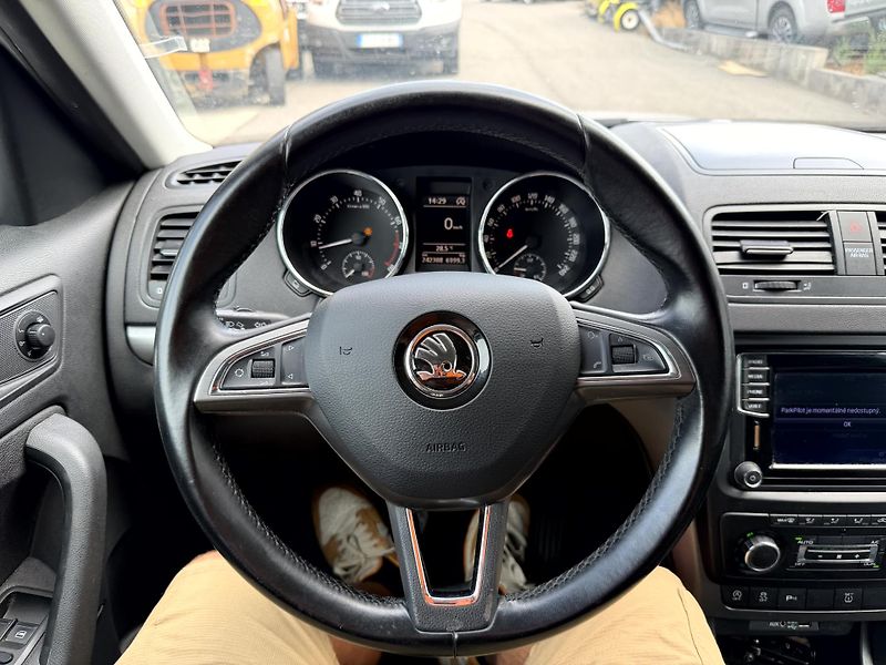 Škoda Yeti Ambition 1.4 TSI 92 kW - fotka 11 z 21