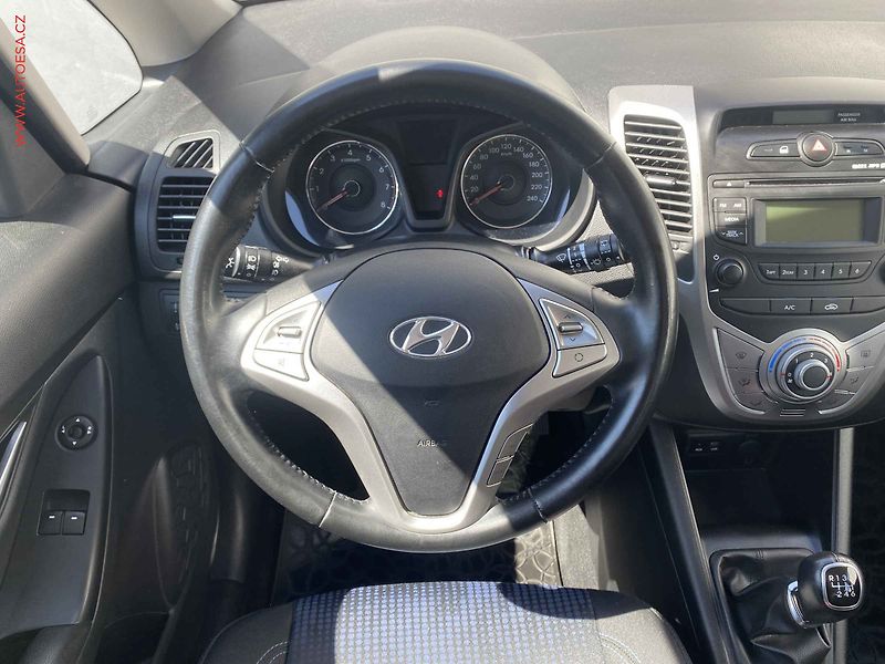 Hyundai ix20 (2019) 1.6i, ČR, servis.kniha, AC - fotka 11 z 15