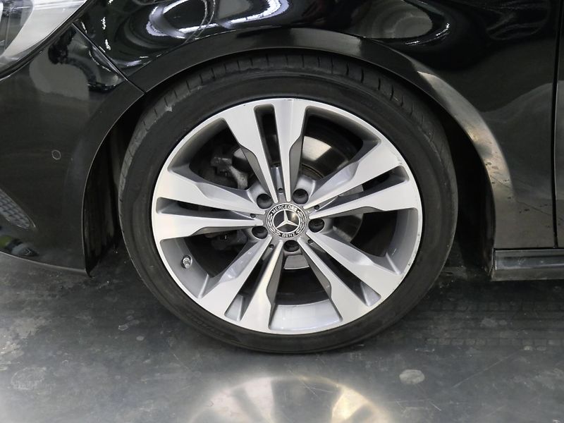 Mercedes-Benz CLA - fotka 10 z 23