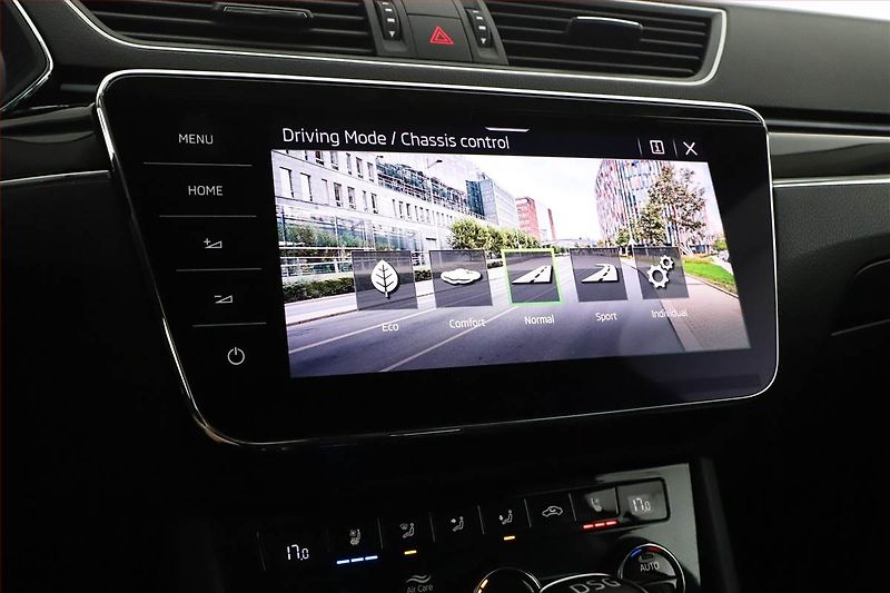 Škoda Superb (2020) Laurin&Klement 2.0 TDI - fotka 21 z 31