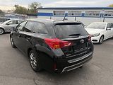 Toyota Auris 1.6i, kamera, tažné - náhled 1
