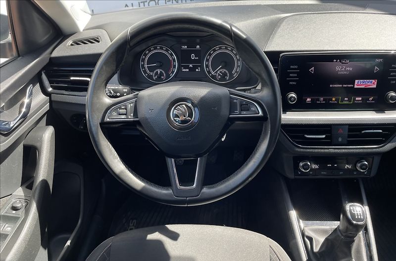 Škoda Scala 1,6 TDI  First Edition 85kw po - fotka 13 z 26