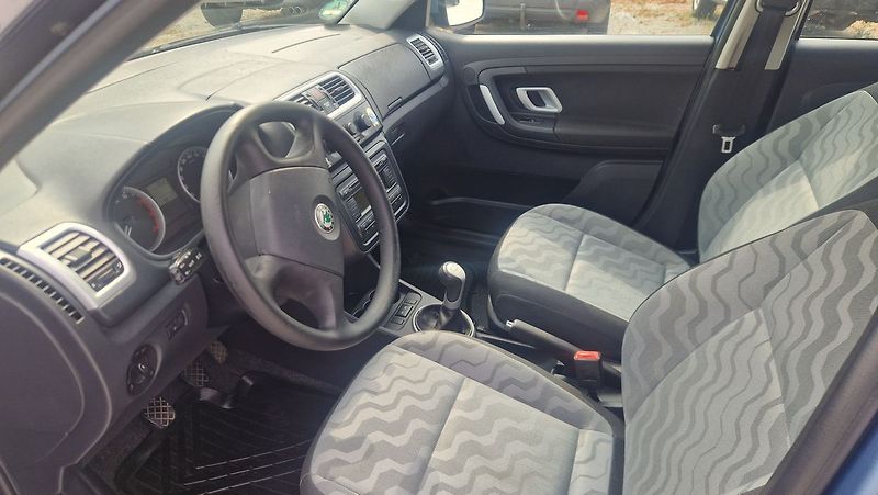 Škoda Fabia 1,4 16V - fotka 7 z 10