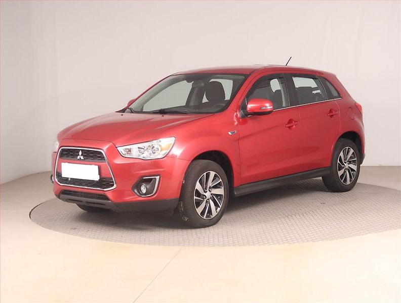 Mitsubishi ASX (2015) Intense 1.8 DI-D MIVEC - fotka 2 z 15