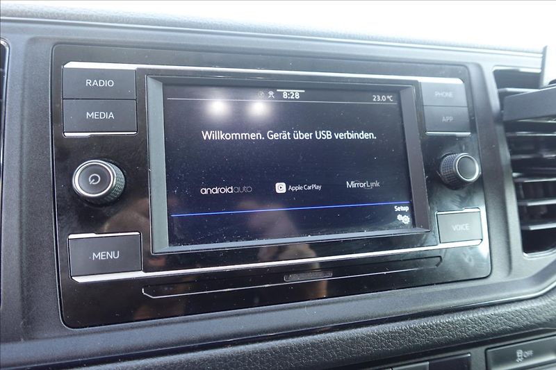 Volkswagen Crafter 2,0 TDi  L2H2 KLIMA SERVISKA - fotka 33 z 38