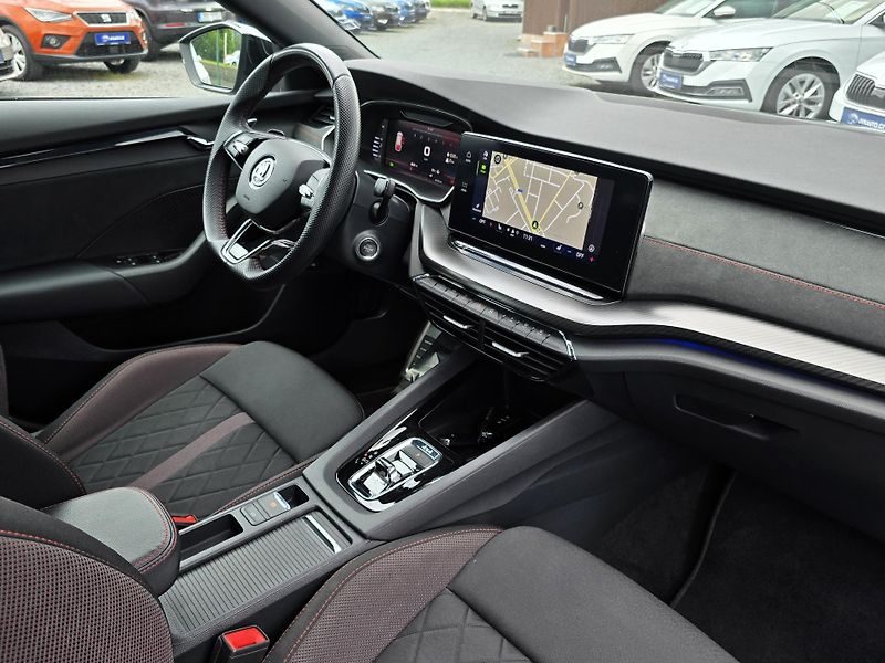 Škoda Octavia 2.0 TDI 147 KW DSG 4x4 RS ČR! - fotka 21 z 34