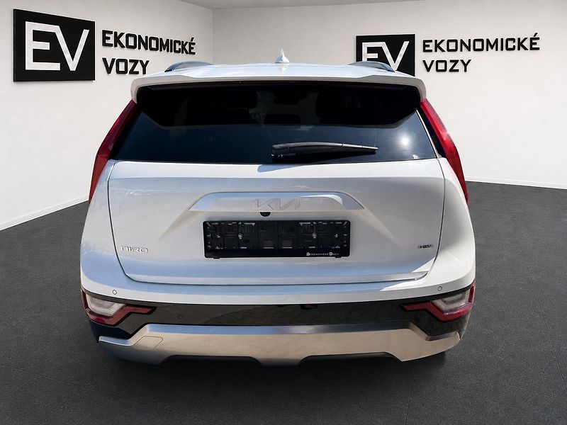Kia Niro (2023) 1.6 GDI,HEV,REZERVOVÁNO - fotka 8 z 43