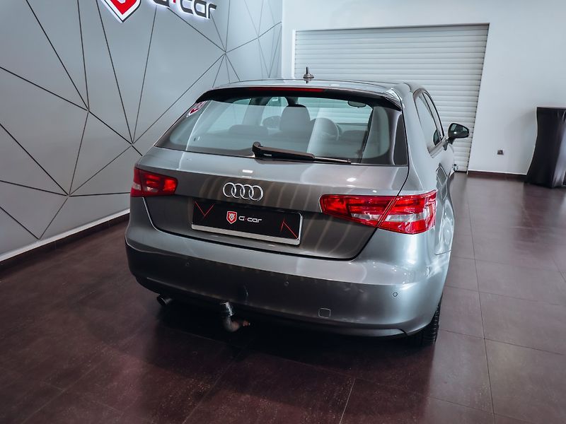 Audi A3 1.6TDI 85kW - fotka 6 z 32