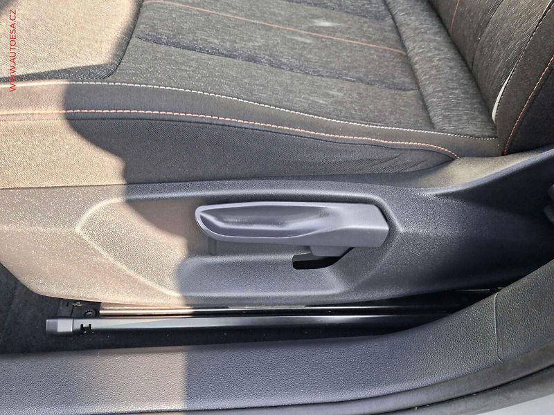 Škoda Scala (2019) 1.5TSi, 2.maj,ČR, Style, DSG - fotka 14 z 18