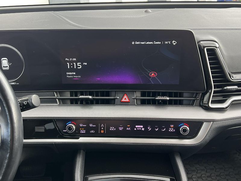 Kia Sportage (2023) 1.6T-GDI 169kW 4x4 AT TOP - fotka 14 z 28