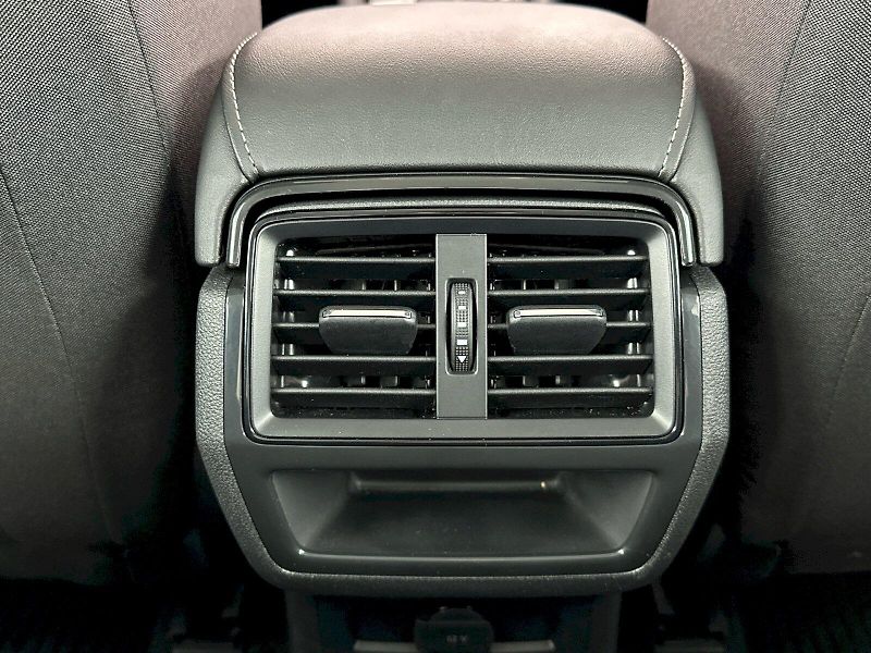 Škoda Karoq (2024) DSG 1.5TSI 110kW Selection Fre - fotka 26 z 31