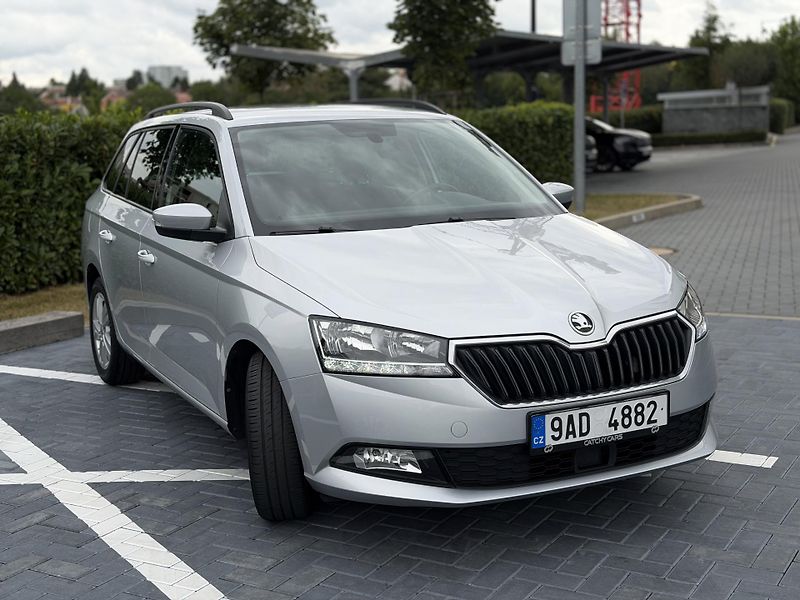 Škoda Fabia (2022) 1.0 Tsi 70 kw - fotka 6 z 22