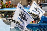 Setkání vozů Škoda 110R a 130RS na náměstí v Uničově