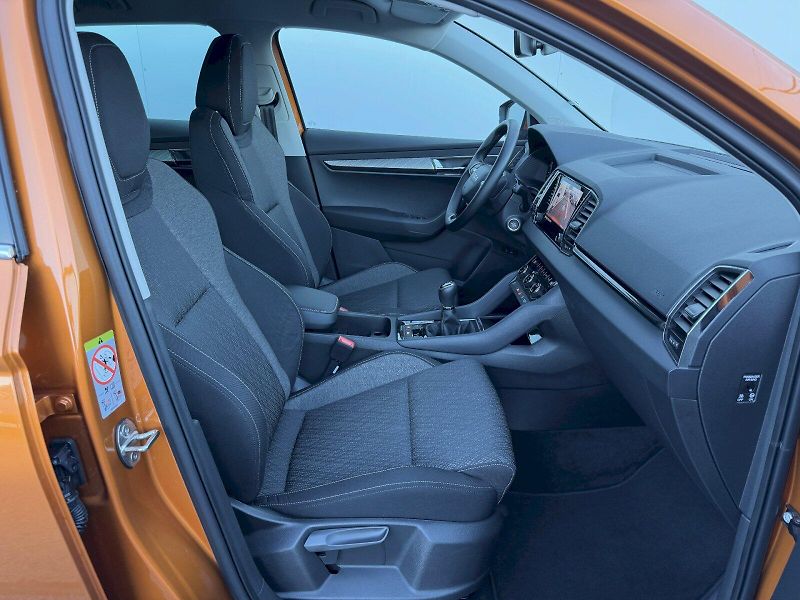 Škoda Karoq (2025) 1.5 TSI 110kW Top Selection - fotka 29 z 35