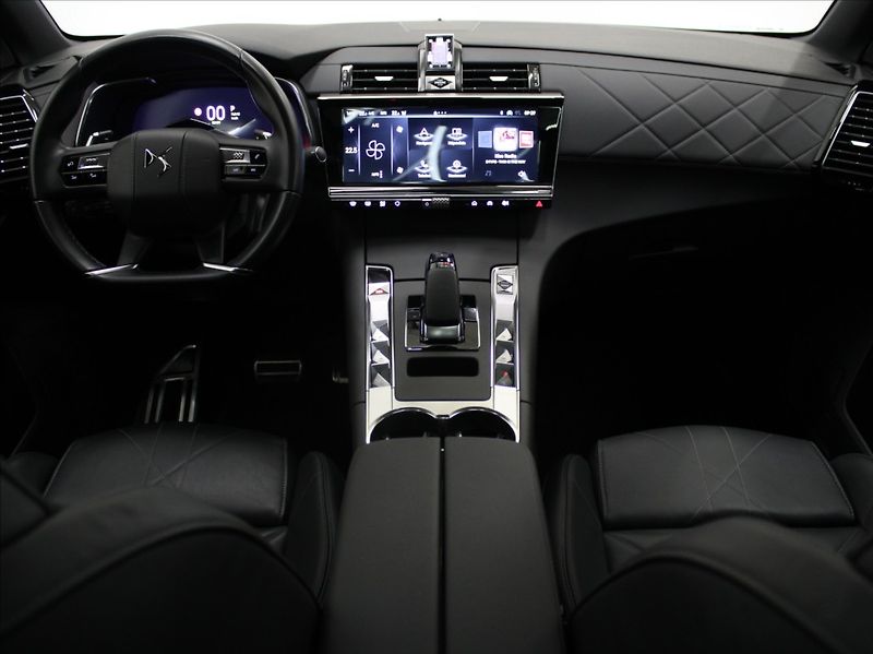 DS Automobiles DS7 Crossback 1,6 PHEV 225k.Rivoli Výprodej! - fotka 8 z 29