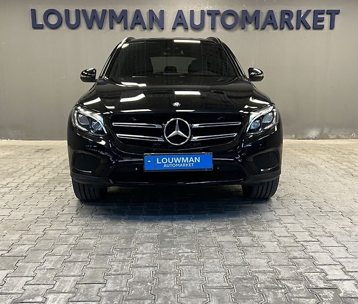 Mercedes-Benz GLC 250 4Matic AT - fotka 4 z 19