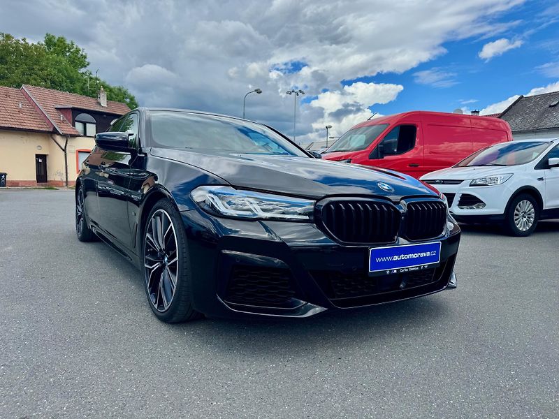 BMW Řada 5 (2022) M550i Xdrive - CZ - DPH - fotka 3 z 30