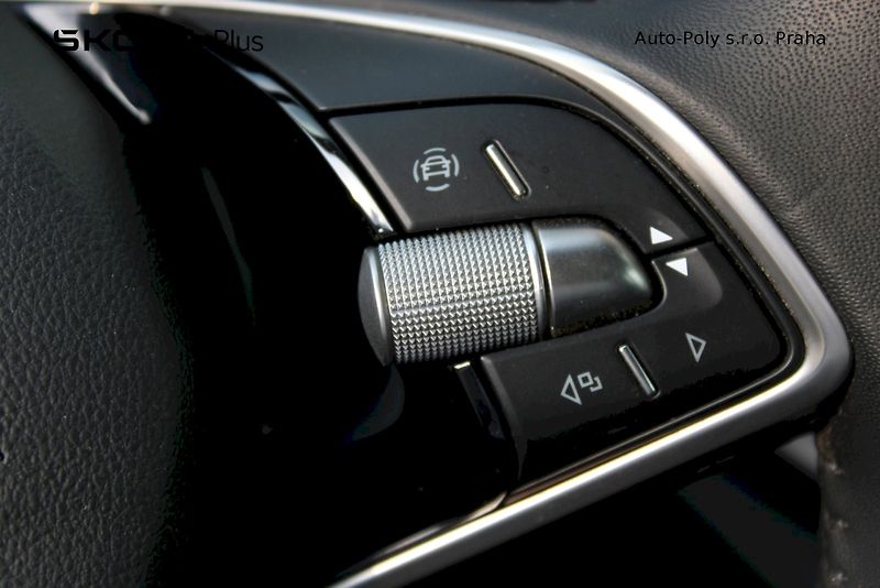 Škoda Octavia (2025) 1.5 TSI 85 kW Selection - fotka 12 z 24