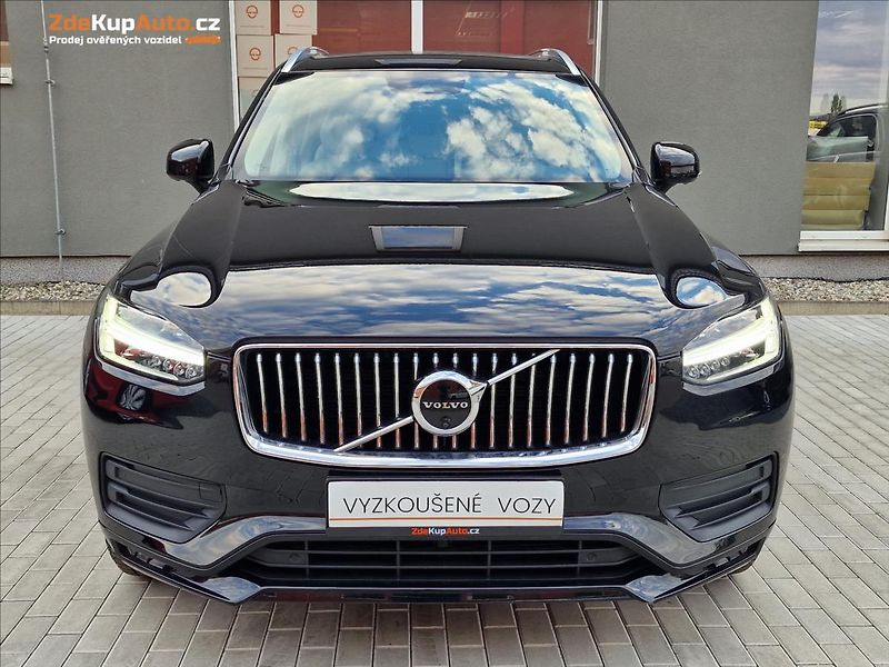 Volvo XC90 B5 AWD Momentum Pro Auto,1Maj - fotka 4 z 50