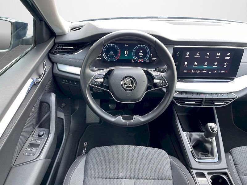 Škoda Octavia (2021) 1.5 TSI 110kW Style Plus combi - fotka 6 z 35