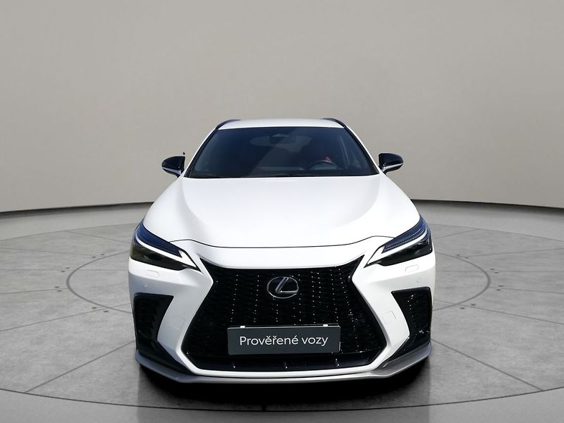 Lexus NX 350h F-Sport 4x4 - fotka 4 z 23