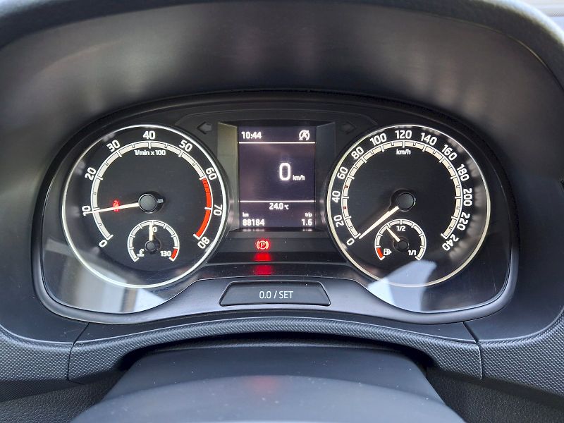 Škoda Fabia (2022) Combi Ambition 1,0TSi 70kW - fotka 16 z 31