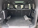 Land Rover Defender (2026) 4,4 110 OCTA P635 V8 AWD - náhled 24