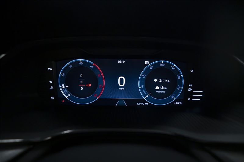 Škoda Octavia 2,0 TDI DSG VÝHŘEV 1. MAJ ČR - fotka 36 z 41