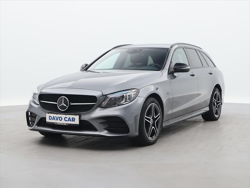 Mercedes-Benz Třídy C 2,0 300de 143kW AMG Night LED - fotka 3 z 40