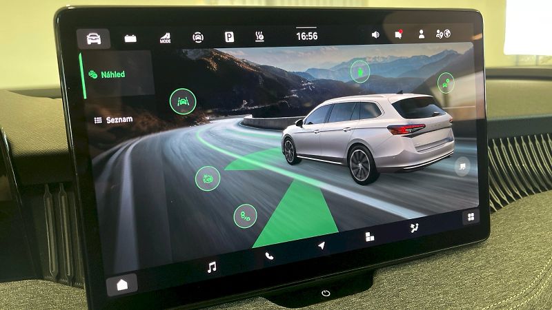 Škoda Superb (2025) Selection iV 1.5 TSI 150kW DSG - fotka 33 z 34