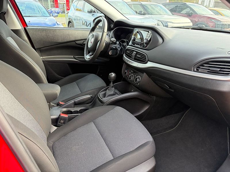Fiat Tipo 1.4 95k Pop Edice Italia - fotka 6 z 9